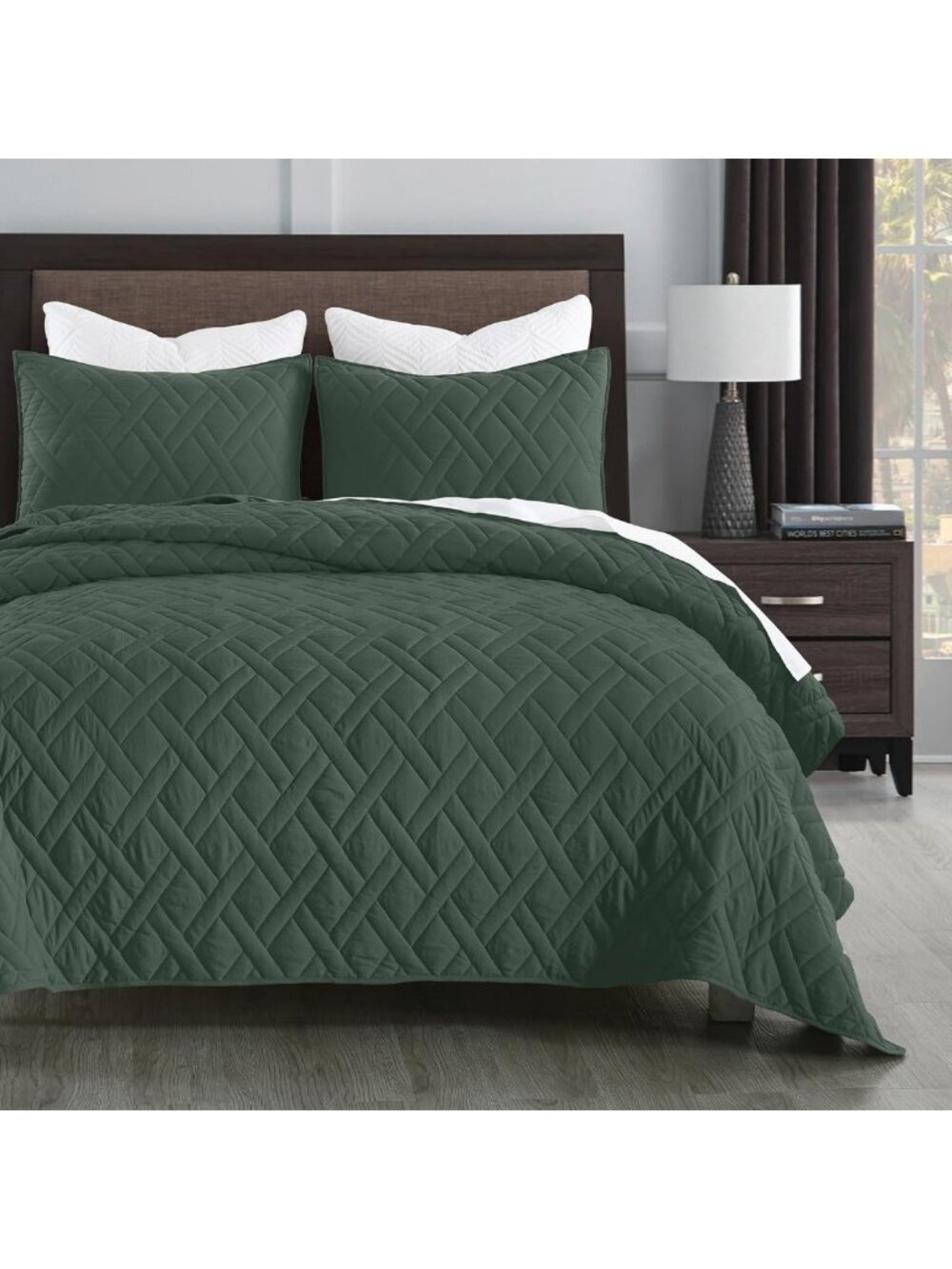 King Size Dark Green Quilt Set - Classic Geometric Pattern, Soft Microfiber